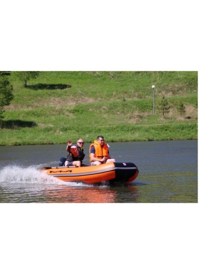 Лодка ПВХ Тонар Алтай 340L (оранжевый/черный)