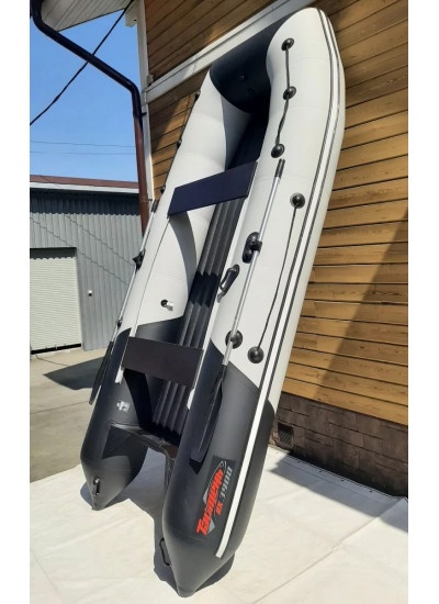 Лодка ПВХ Таймень RX 3900 НДНД светло-серый/черный Лодка ПВХ Таймень RX 3900 НДНД светло-серый/черный